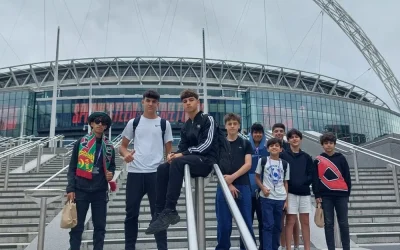 Voetbalkamp in Engeland: verbeter je Engels en je skills vlak bij Londen!